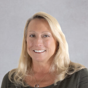 Cara Junkins headshot